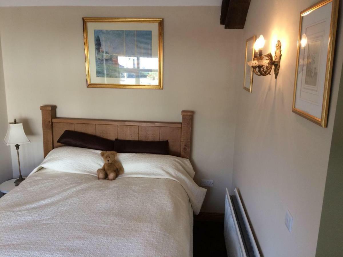 Tracey'S Farmhouse Cottage ベルファスト エクステリア 写真